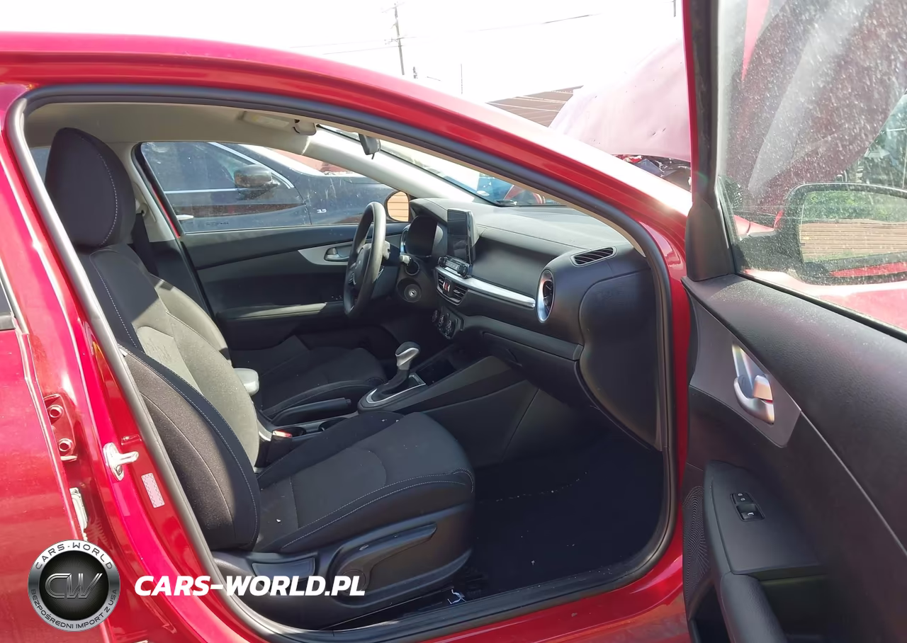 2023 Kia Forte Lxs VIN:3KPF24AD3PE570833 - 5