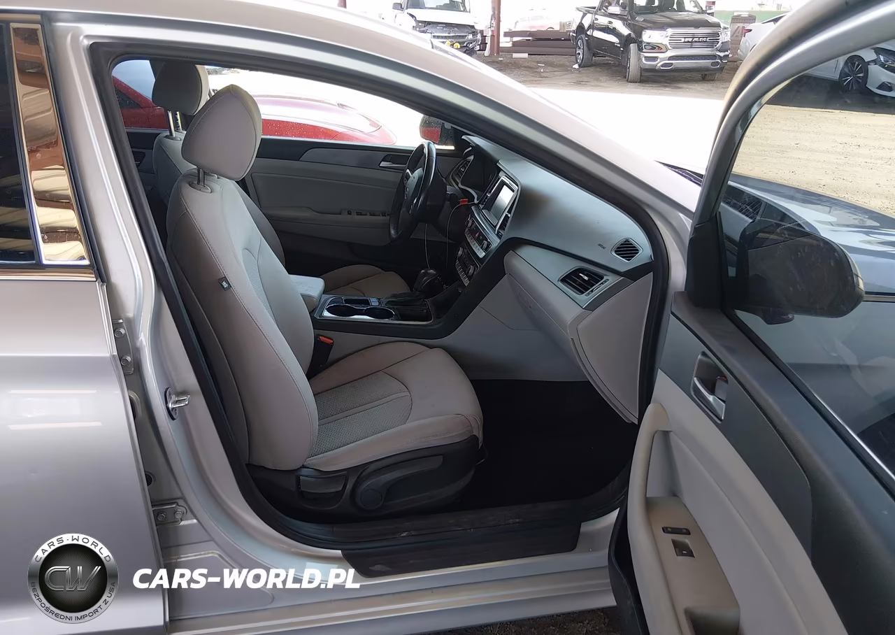 2018 Hyundai Sonata Sel VIN:5NPE34AF2JH673853 - 5