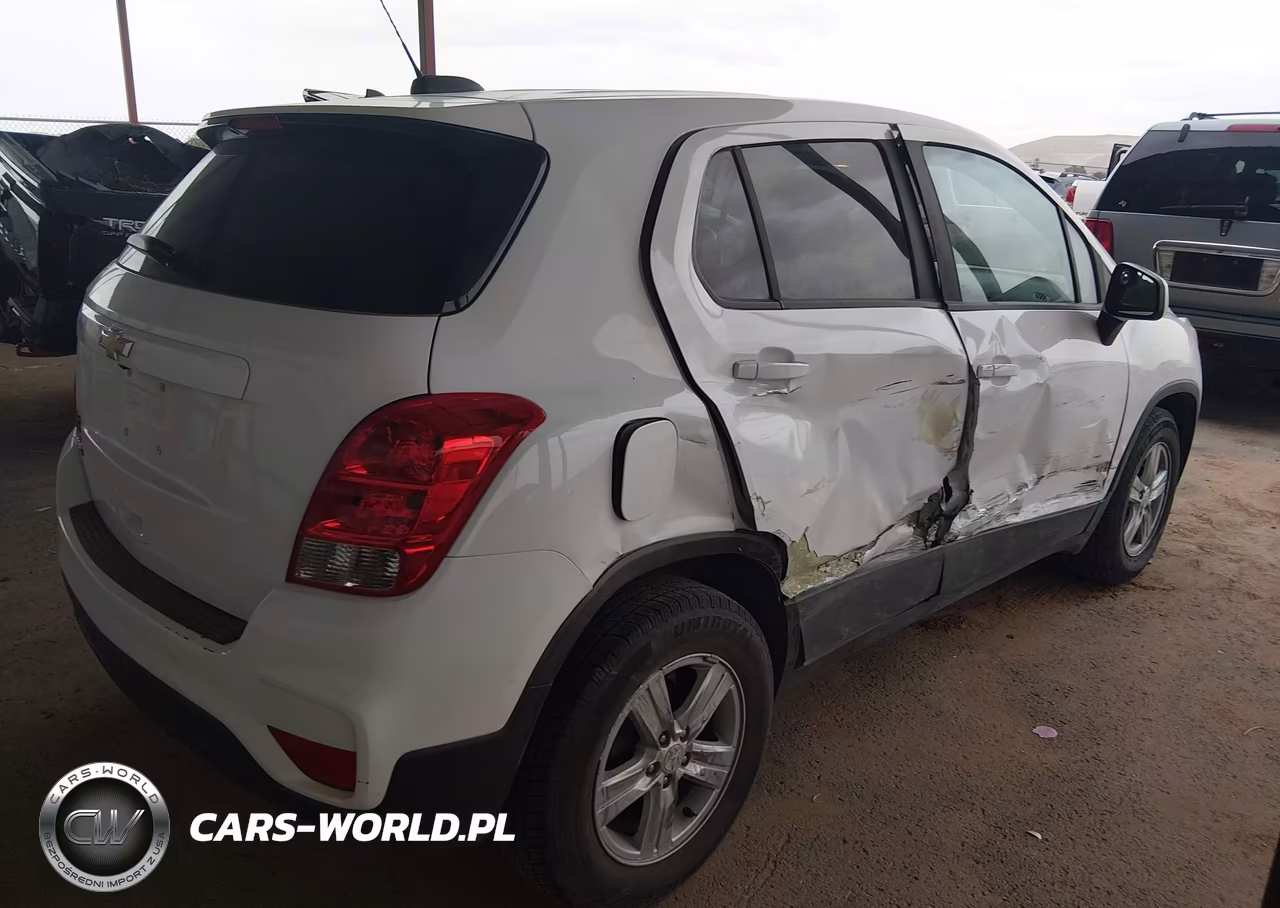2019 Chevrolet Trax Ls VIN:3GNCJKSB8KL206541 - 4