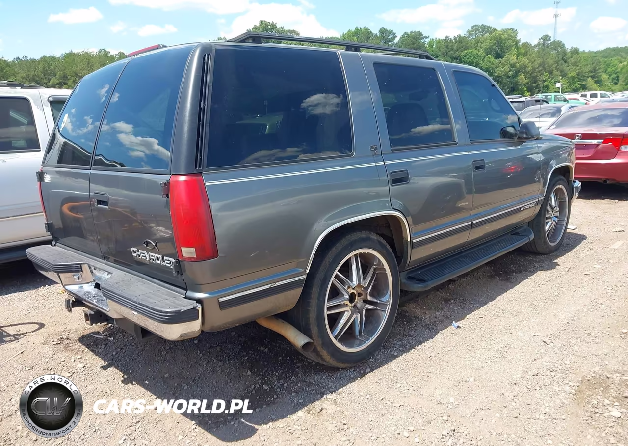 1999 Chevrolet Tahoe Lt VIN:1GNEC13R4XJ367167 - 4