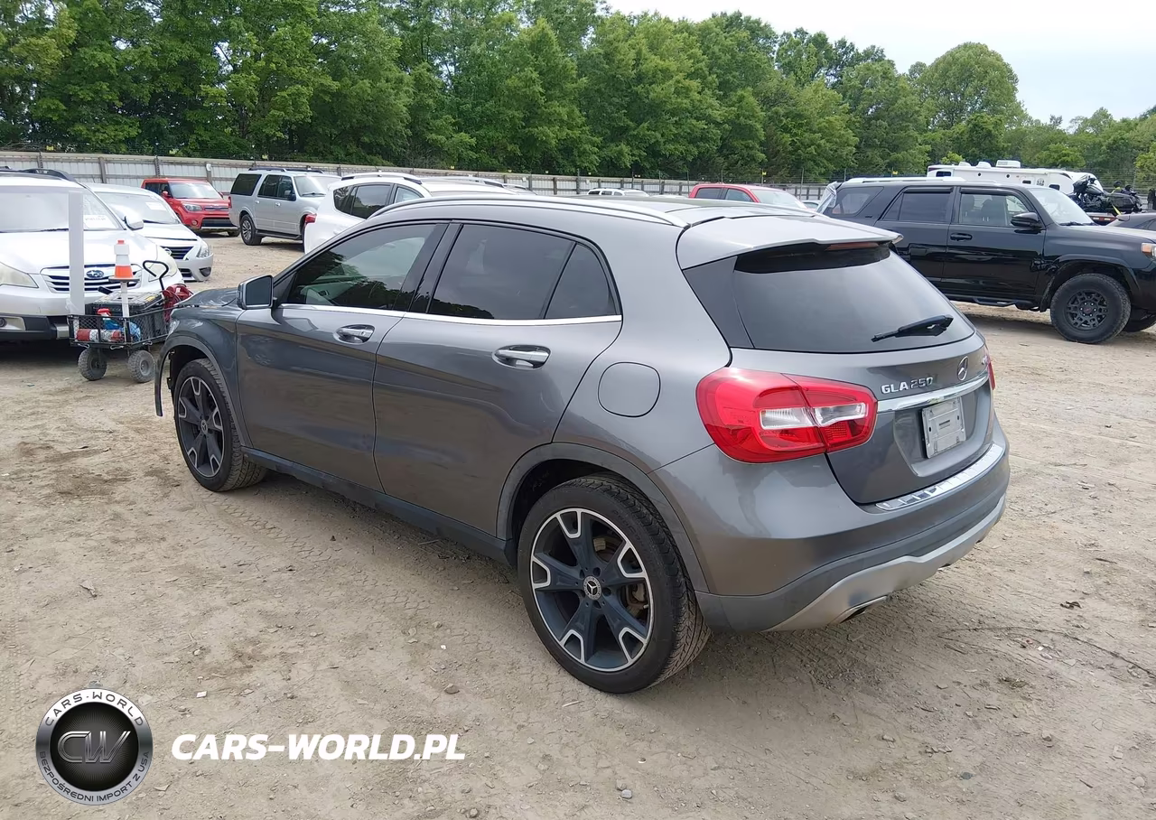 2018 Mercedes-Benz Gla 250 4Matic VIN:WDCTG4GB1JJ478764 - 3