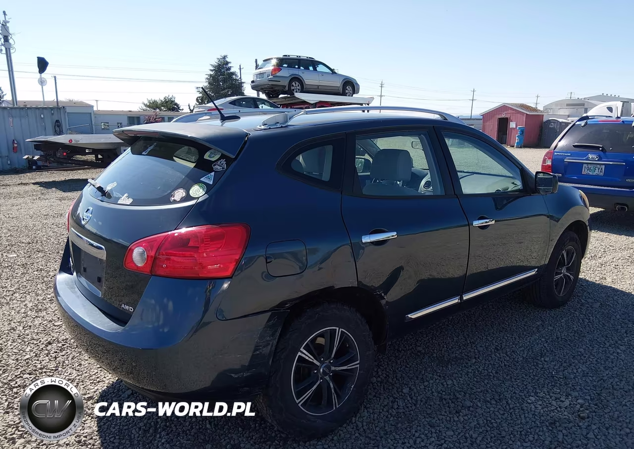 2015 Nissan Rogue Select S VIN:JN8AS5MVXFW766491 - 4