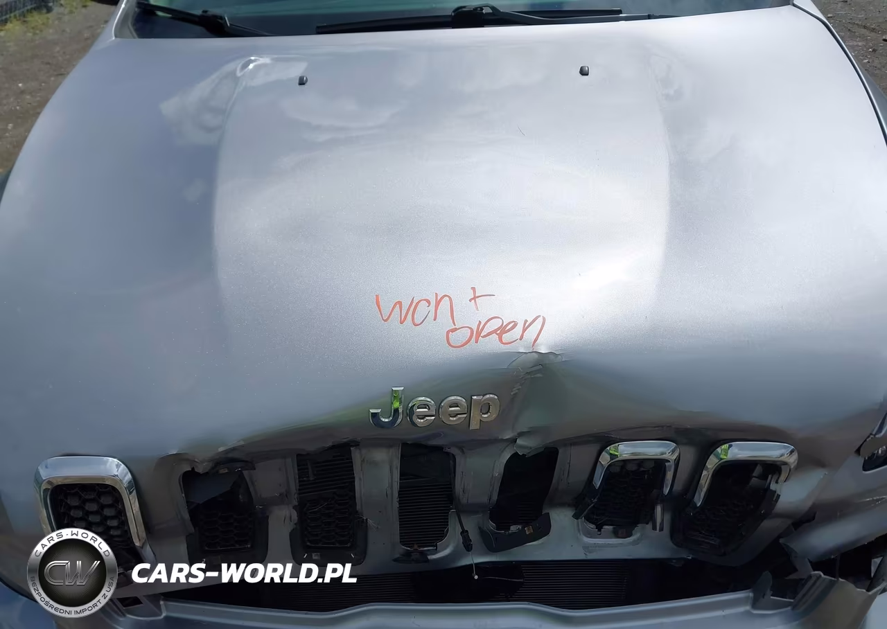 2018 Jeep Cherokee Limited 4X4 VIN:1C4PJMDB3JD548910 - 10