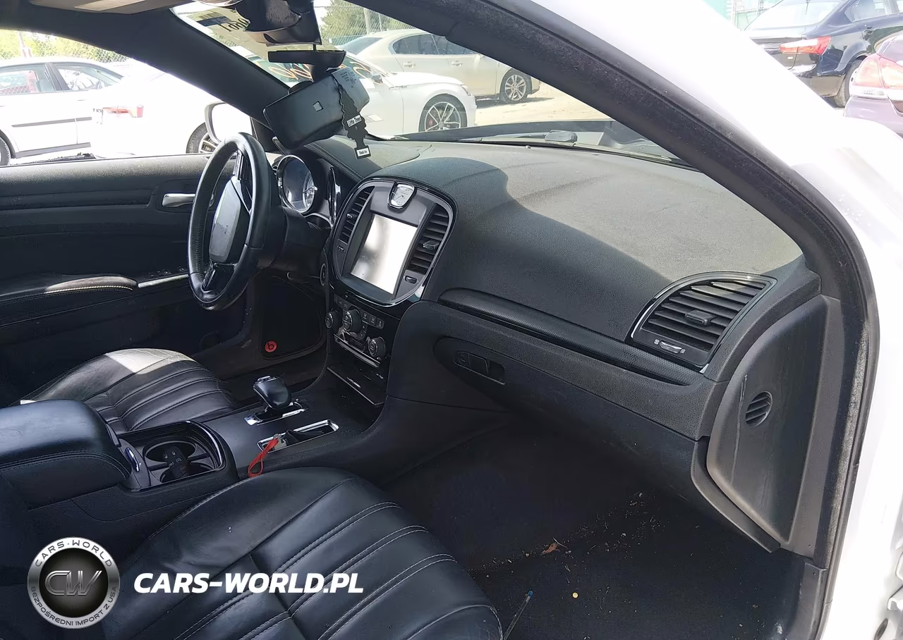 2014 Chrysler 300 300S VIN:2C3CCABG6EH144325 - 5