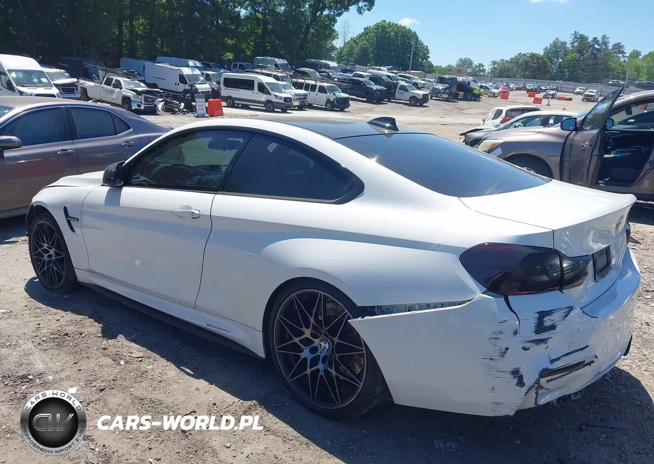 2018 BMW M4 VIN:WBS4Y9C55JAC86652 - 18