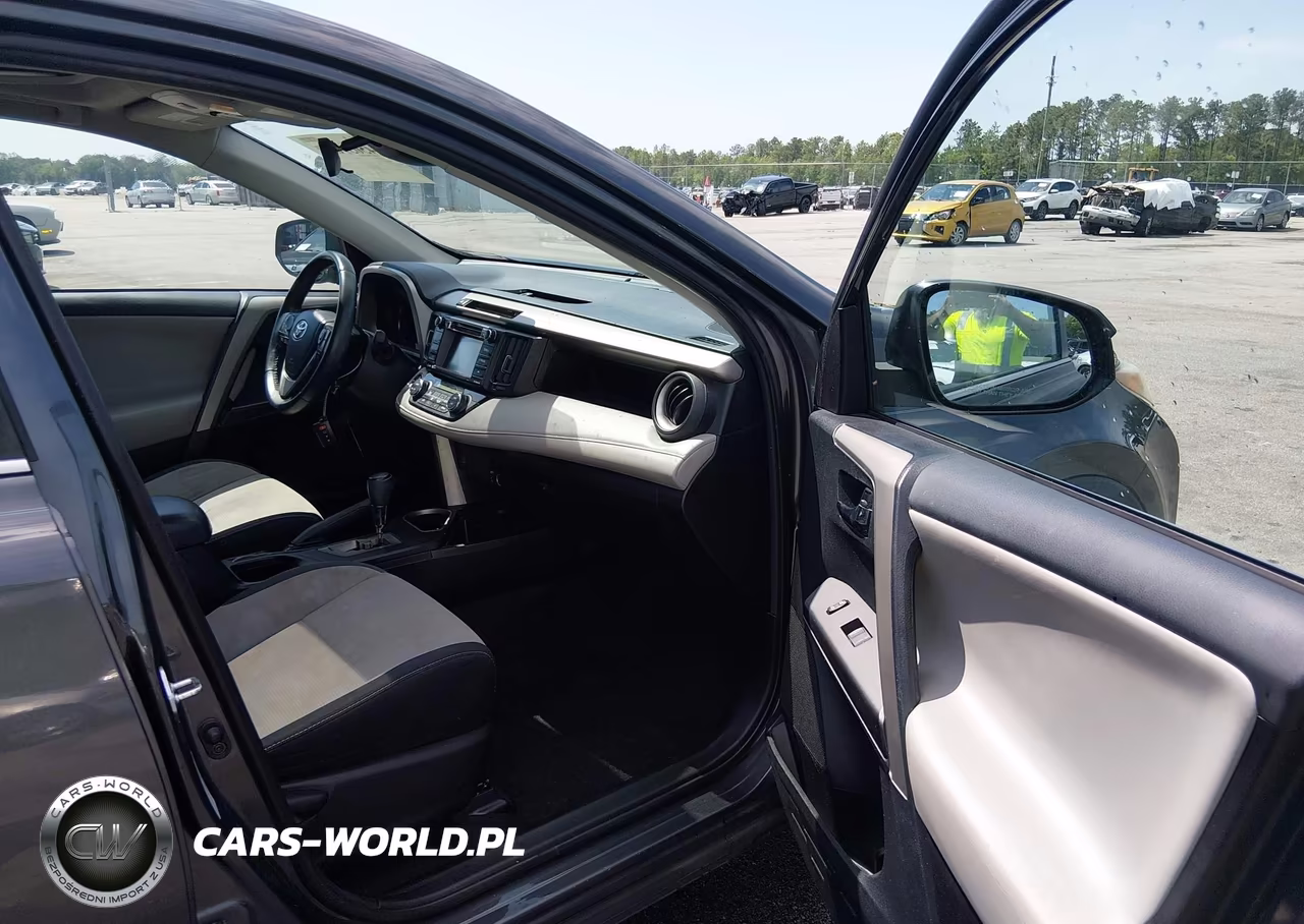 2018 Toyota Rav4 Xle VIN:2T3WFREVXJW516798 - 5