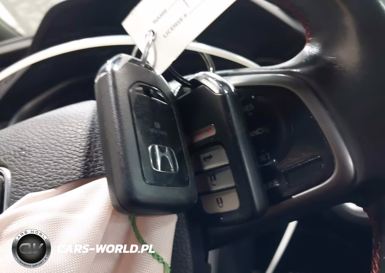 2018 Honda Civic Si VIN:2HGFC3A55JH751834 - 11
