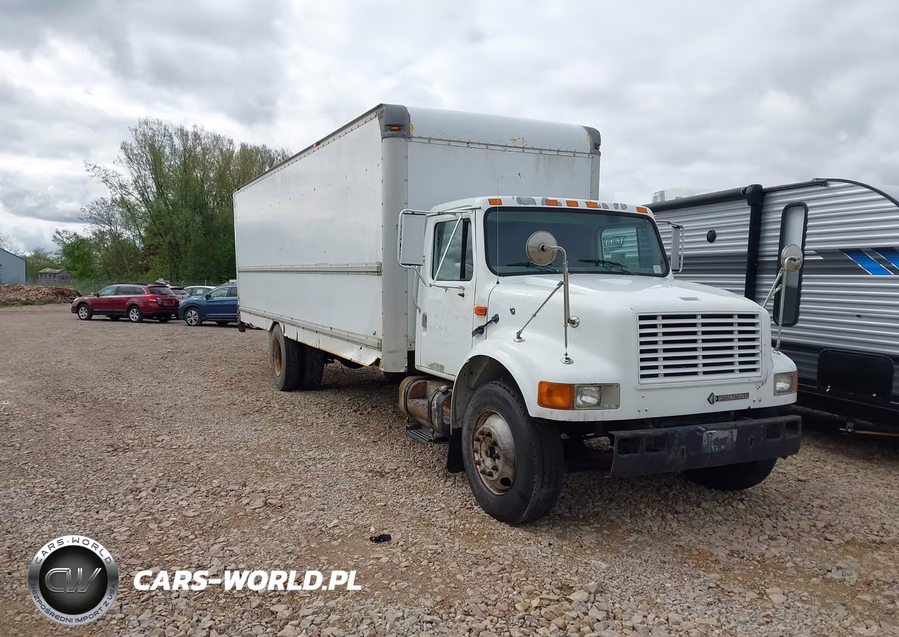 2002 International 4000 4700