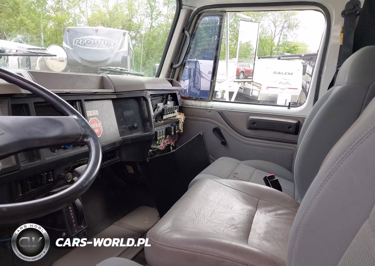 2002 International 4000 4700 VIN:1HTSCABMX2H534376 - 12