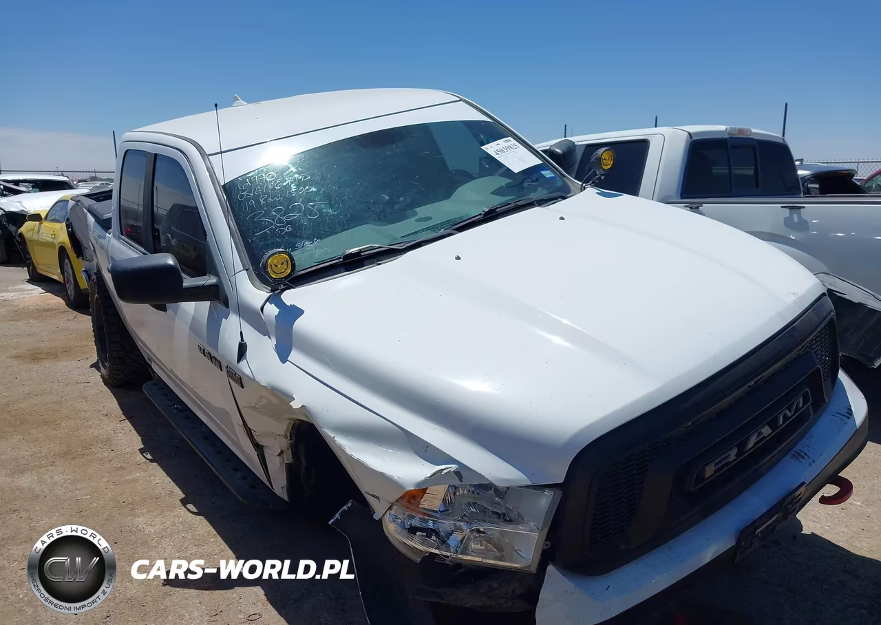 2019 Ram 1500 Classic Tradesman 4X4 6'4 Box – zdjęcie 1 z 17