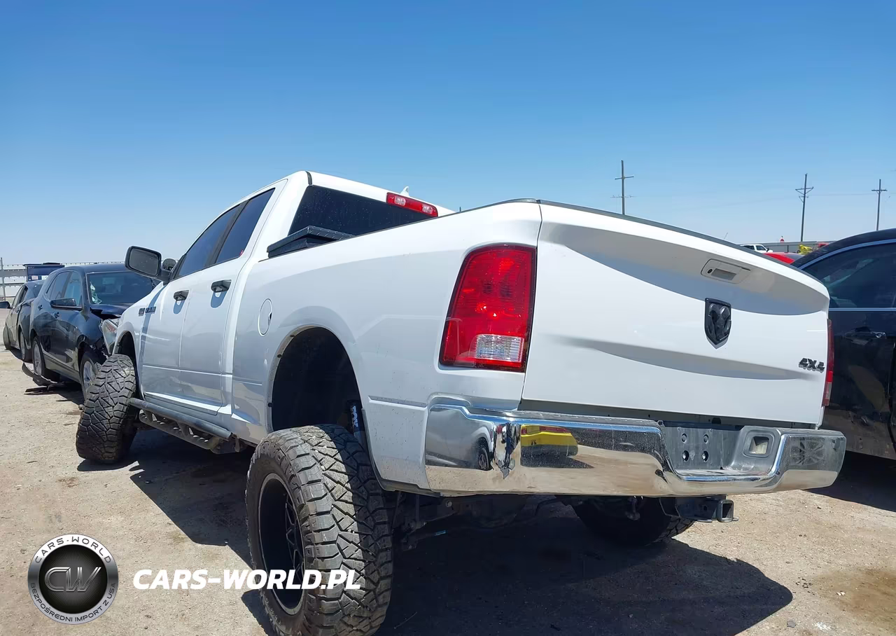 2019 Ram 1500 Classic Tradesman 4X4 6'4 Box VIN:1C6RR7FT7KS533825 - 3
