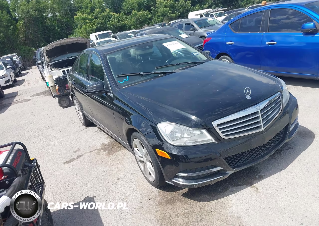 2013 Mercedes-Benz C 300 Luxury 4Matic-Sport 4Matic – zdjęcie 1 z 16