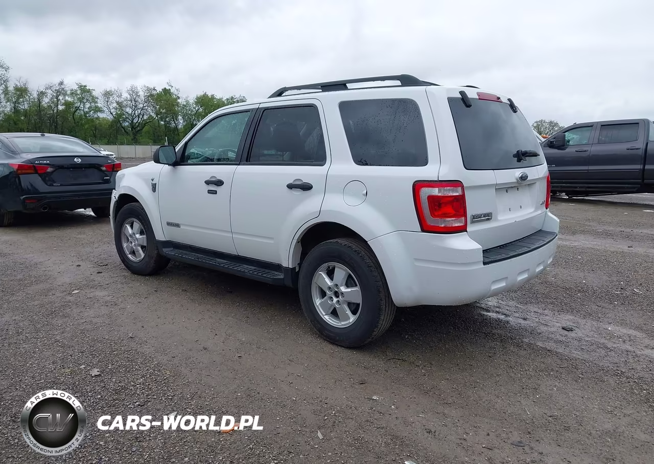2008 Ford Escape Xlt VIN:1FMCU93138KA76933 - 3