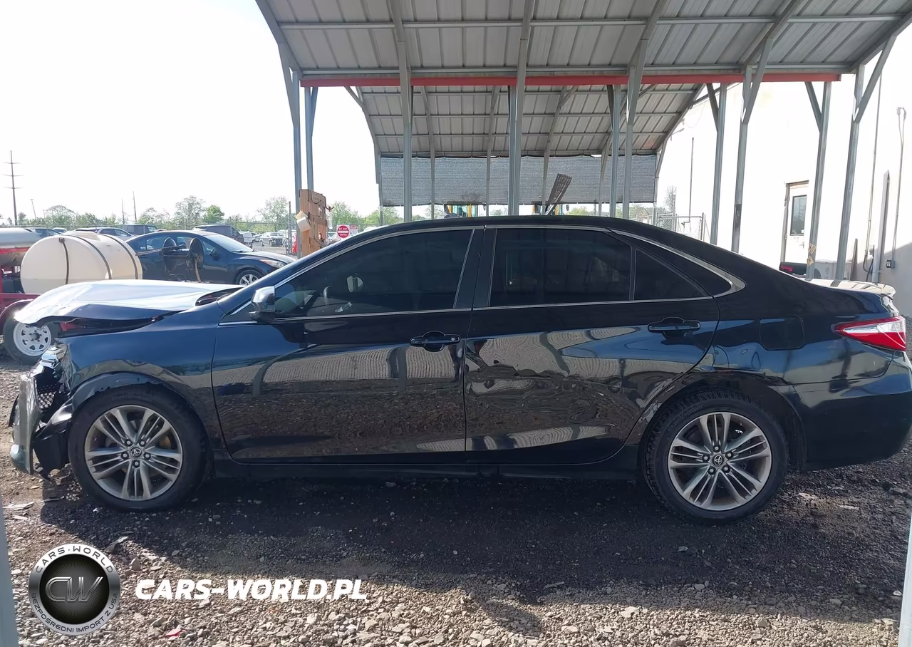 2017 Toyota Camry Se VIN:4T1BF1FK7HU369458 - 15