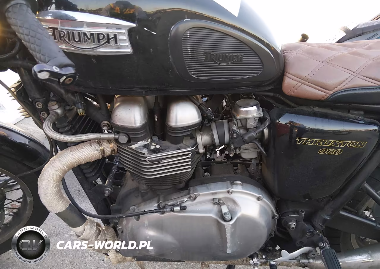 2012 Triumph Motorcycle Thruxton VIN:SMT920K14CT543573 - 9