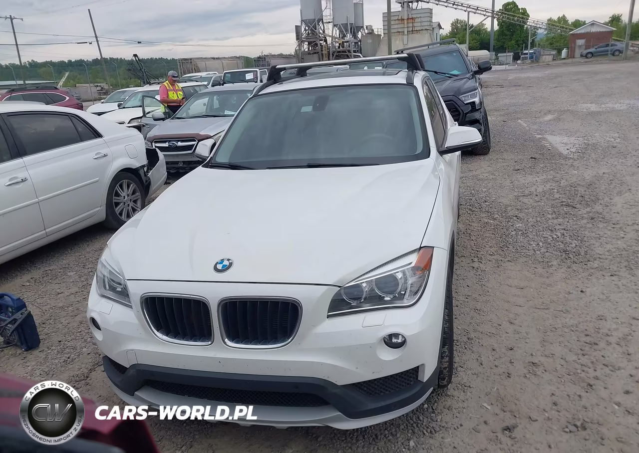 2015 BMW X1 xDrive35I VIN:WBAVM5C52FVV95344 - 12