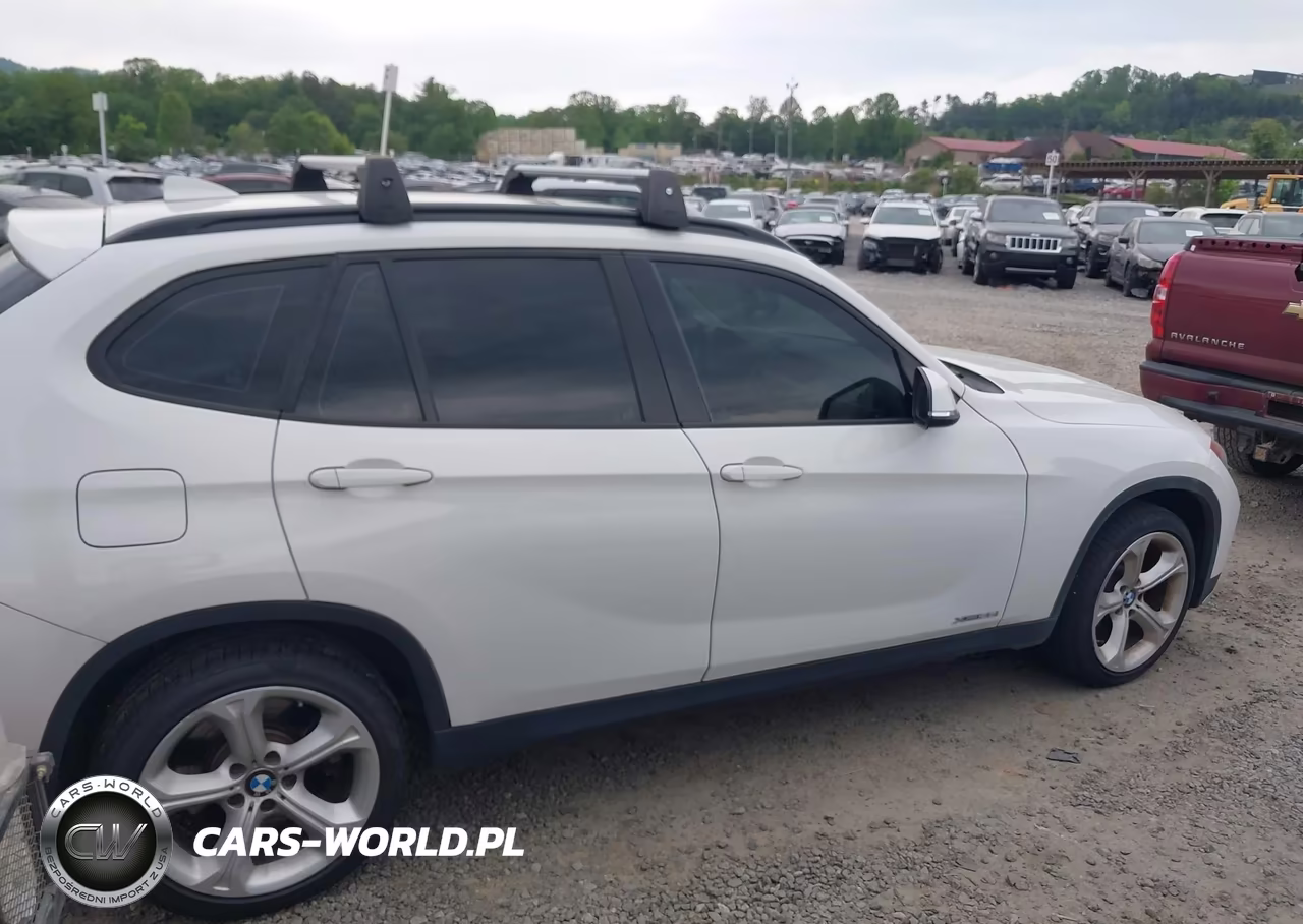 2015 BMW X1 xDrive35I VIN:WBAVM5C52FVV95344 - 13