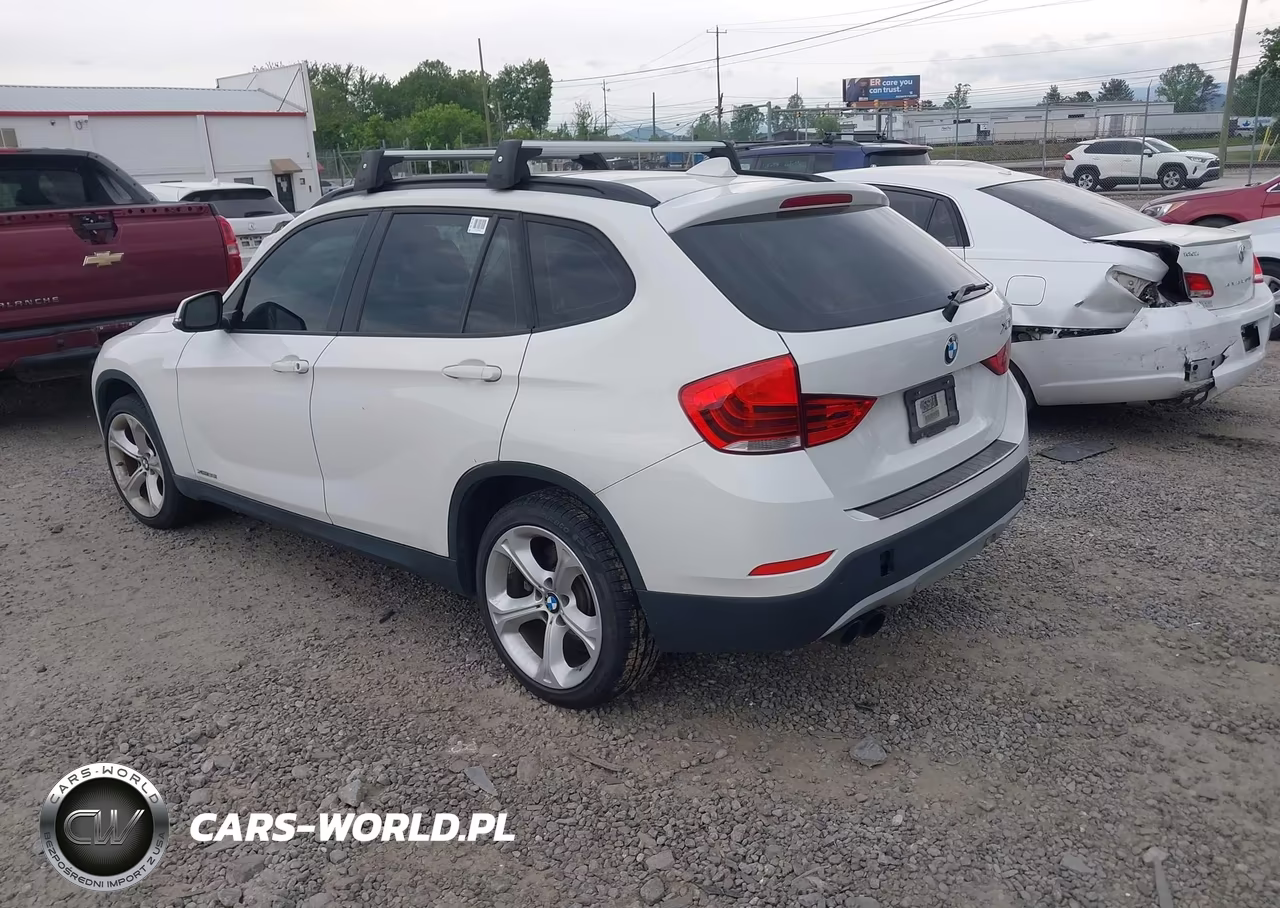 2015 BMW X1 xDrive35I VIN:WBAVM5C52FVV95344 - 3