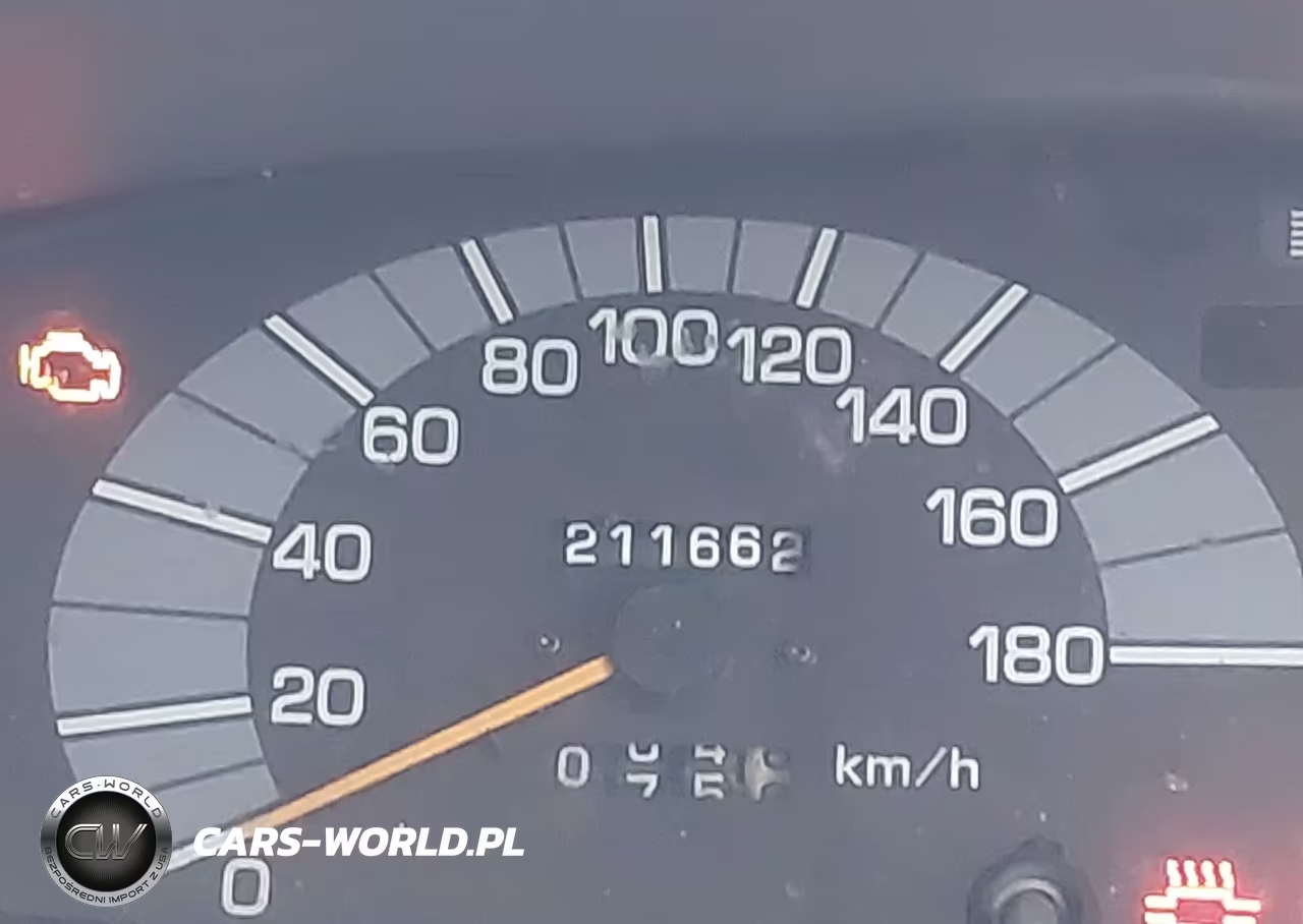 1996 Toyota Van VIN:TCR110120477 - 16