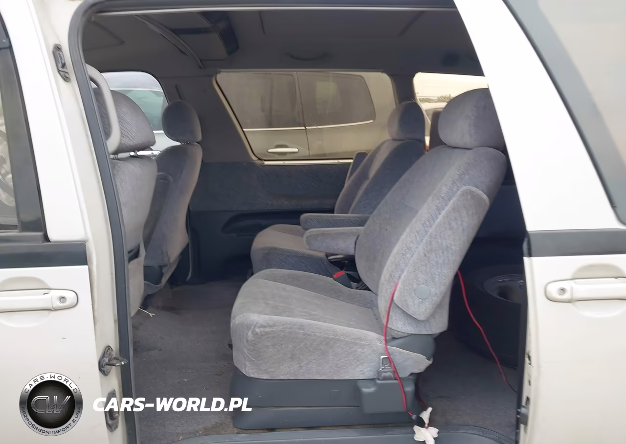 1996 Toyota Van VIN:TCR110120477 - 8