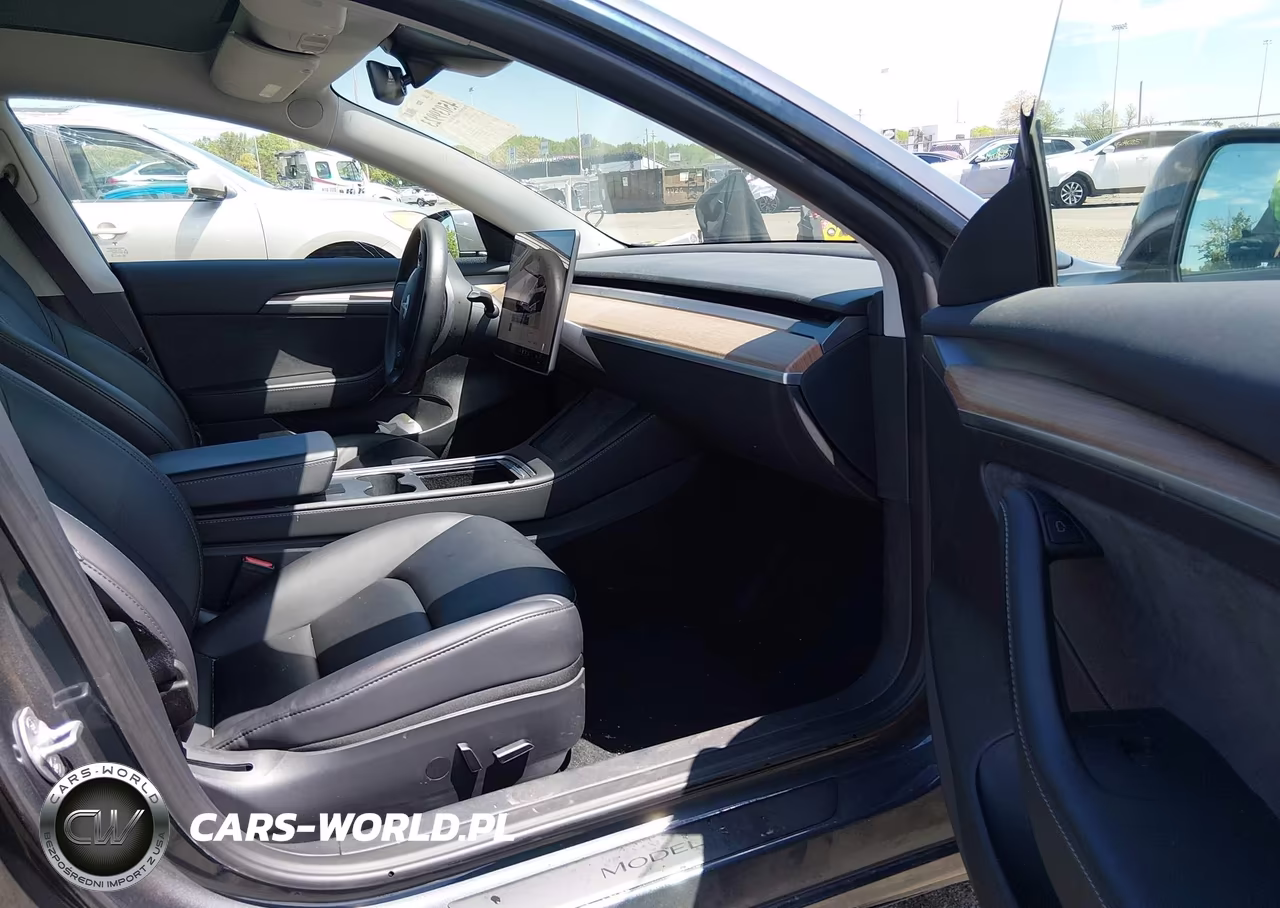 2023 Tesla Model 3 Rear-Wheel Drive VIN:5YJ3E1EAXPF654540 - 5