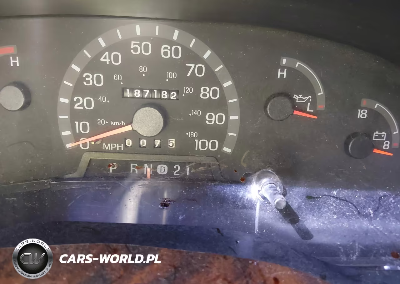 2002 Ford E-150 Commercial-Recreational VIN:1FDRE14L82HA54634 - 7