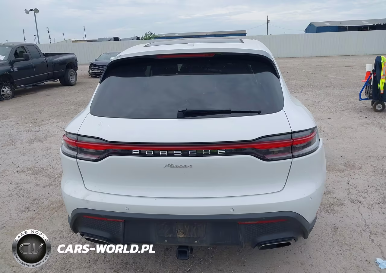 2024 Porsche Macan T VIN:WP1AA2A50RLB13383 - 17