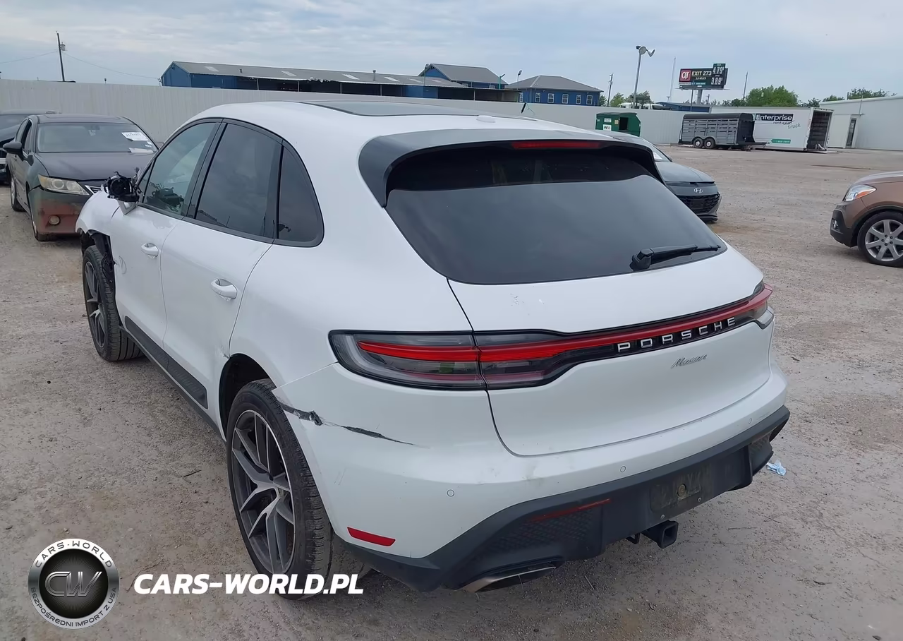 2024 Porsche Macan T VIN:WP1AA2A50RLB13383 - 3