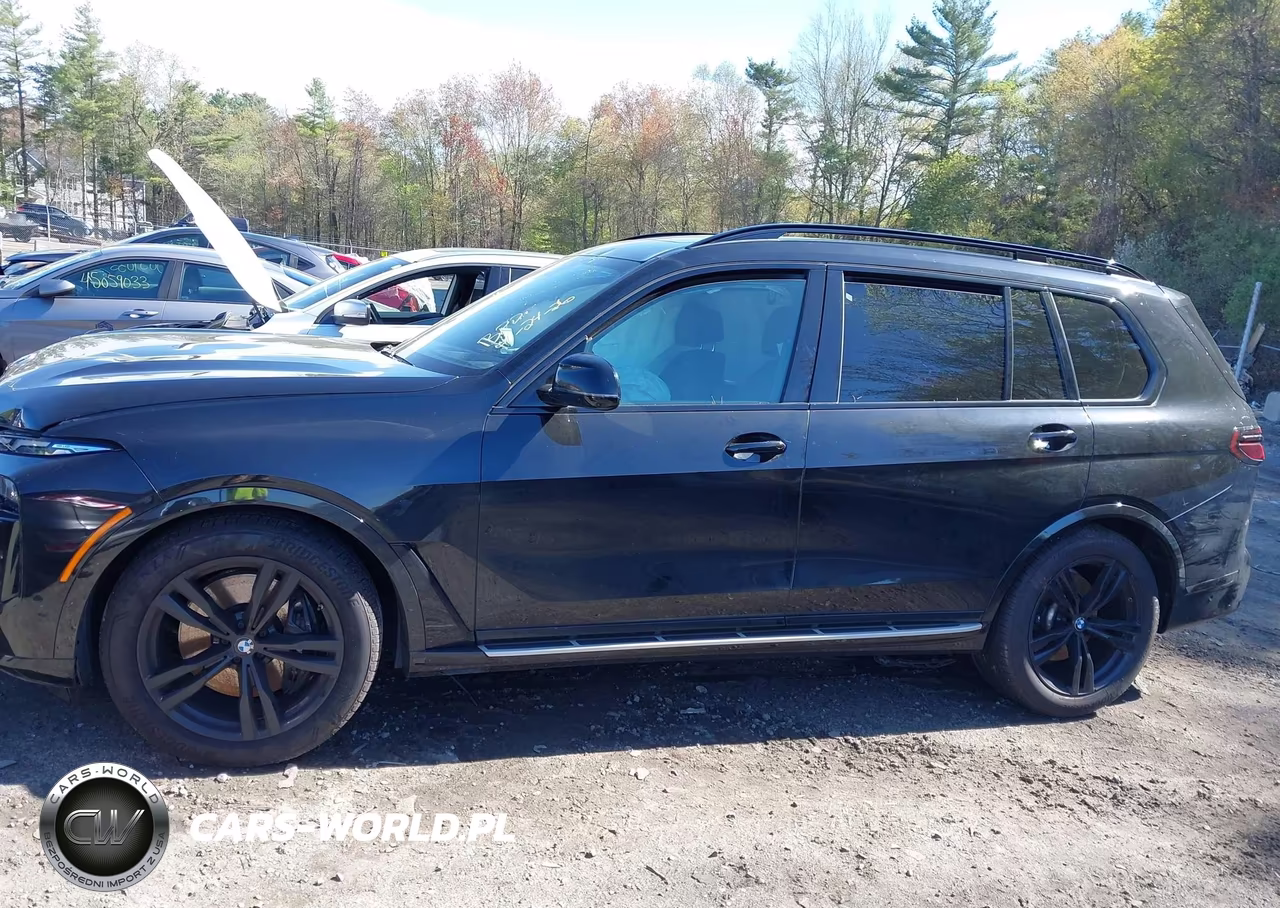 2024 BMW X7 xDrive40I VIN:5UX23EM08R9S66462 - 14