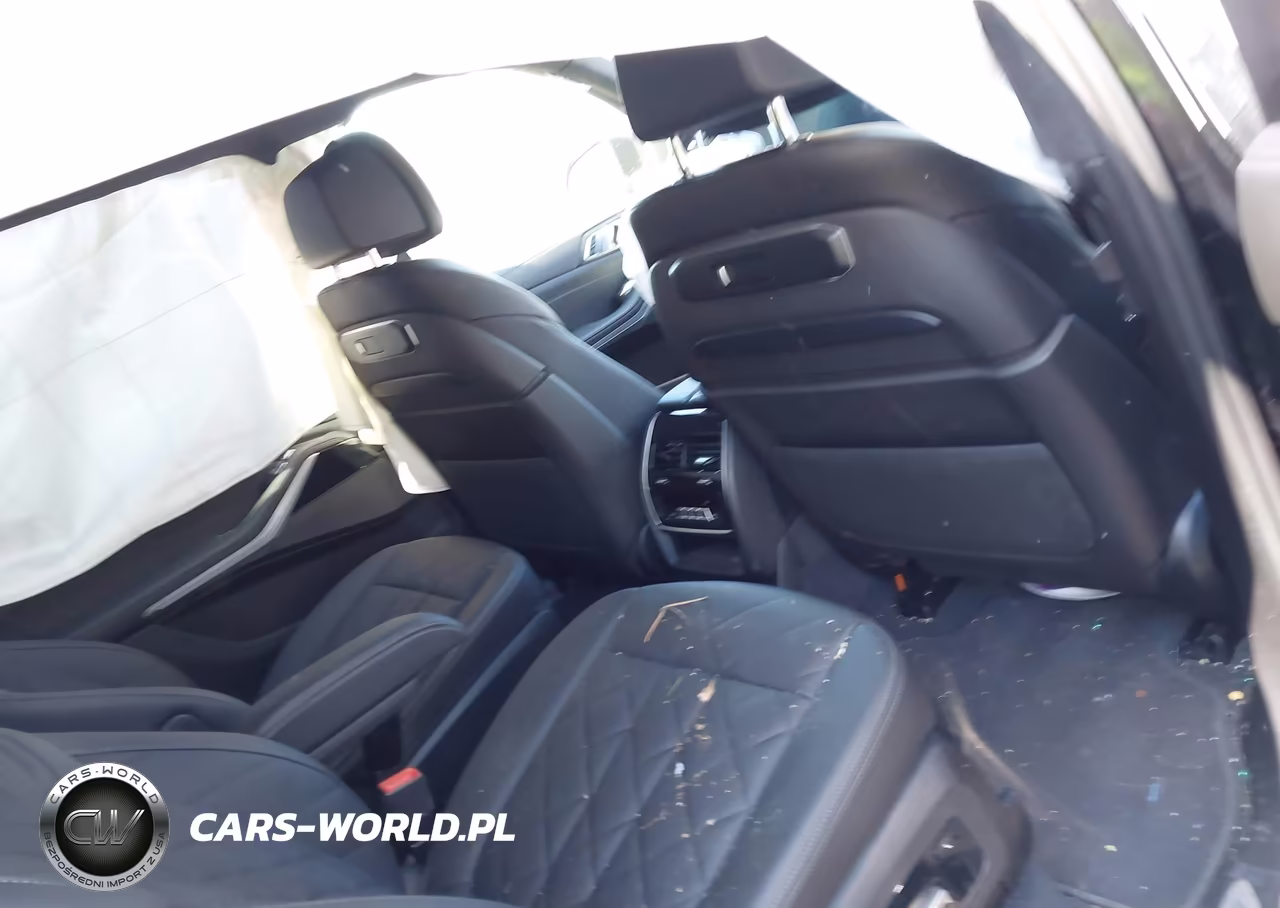 2024 BMW X7 xDrive40I VIN:5UX23EM08R9S66462 - 8