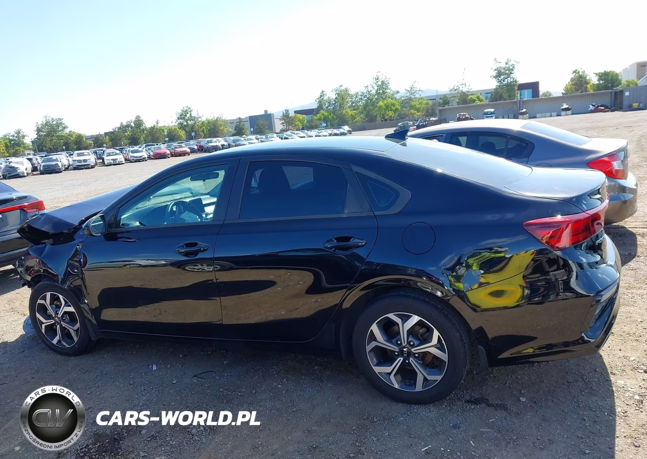 2021 Kia Forte Lxs VIN:3KPF24AD3ME335327 - 14