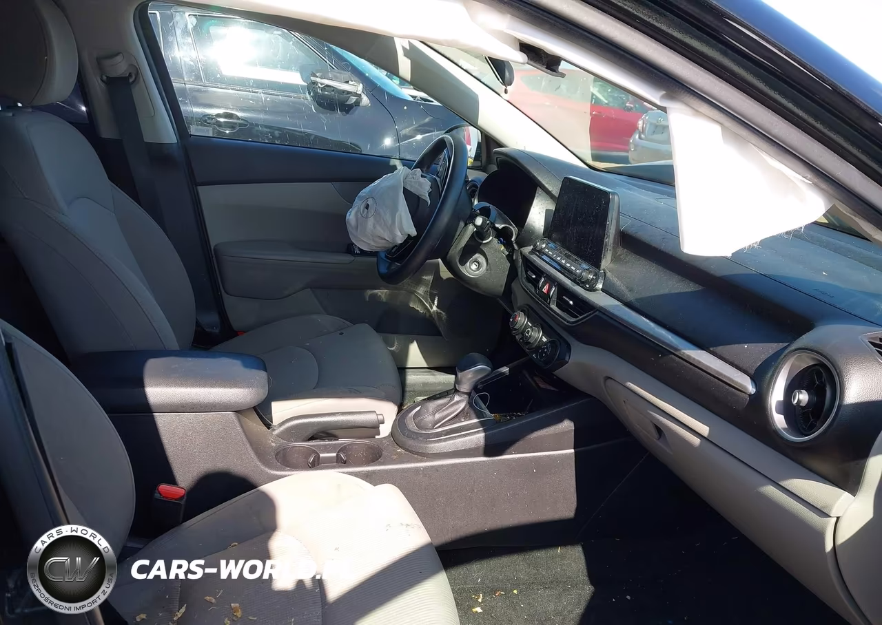 2021 Kia Forte Lxs VIN:3KPF24AD3ME335327 - 5