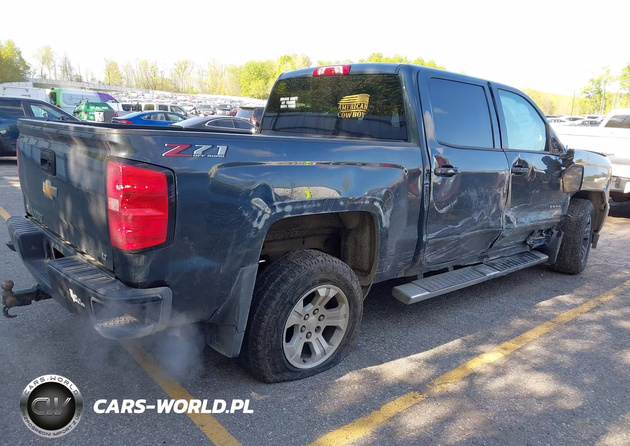 2018 Chevrolet Silverado 1500 2Lt VIN:3GCUKREC3JG191901 - 4