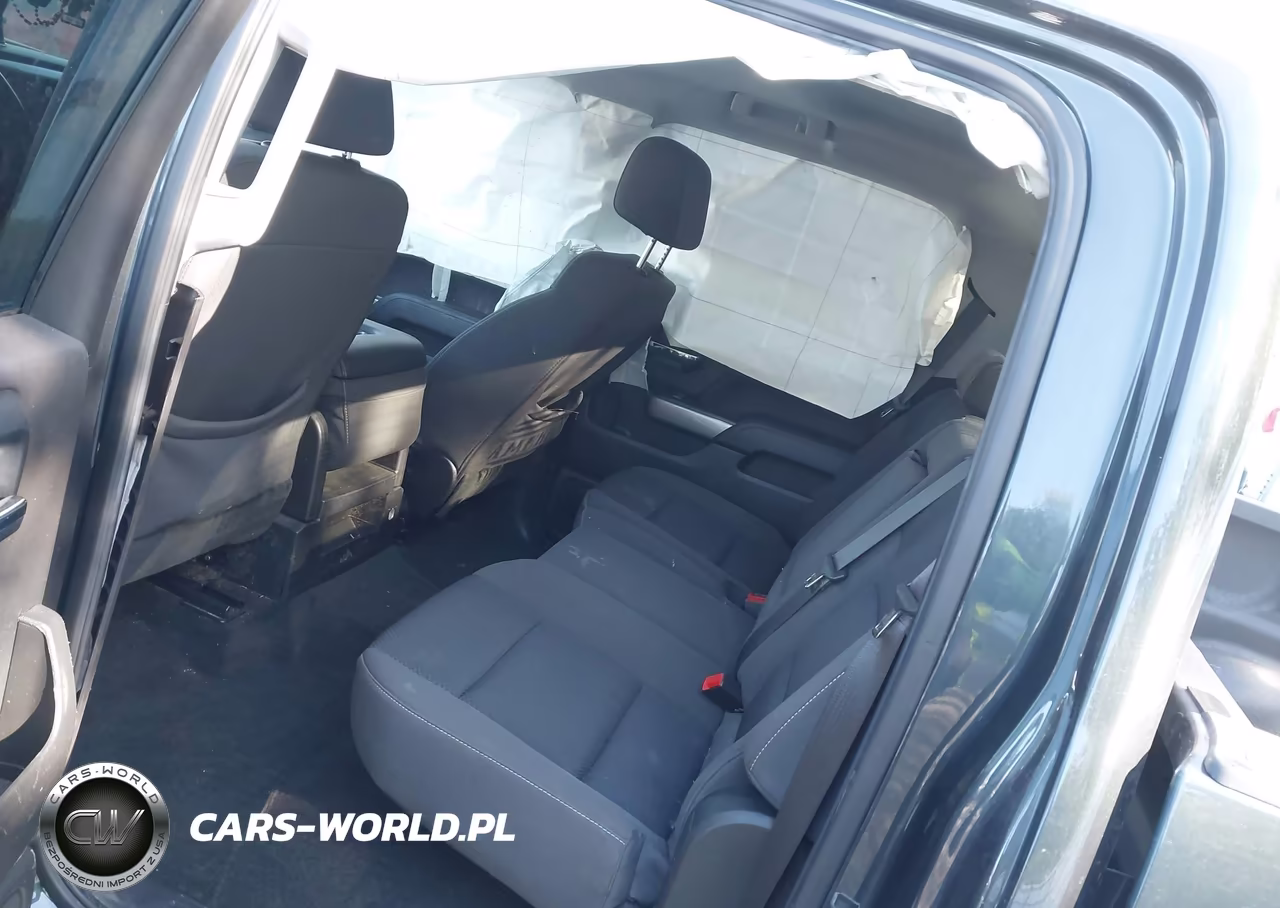 2018 Chevrolet Silverado 1500 2Lt VIN:3GCUKREC3JG191901 - 8