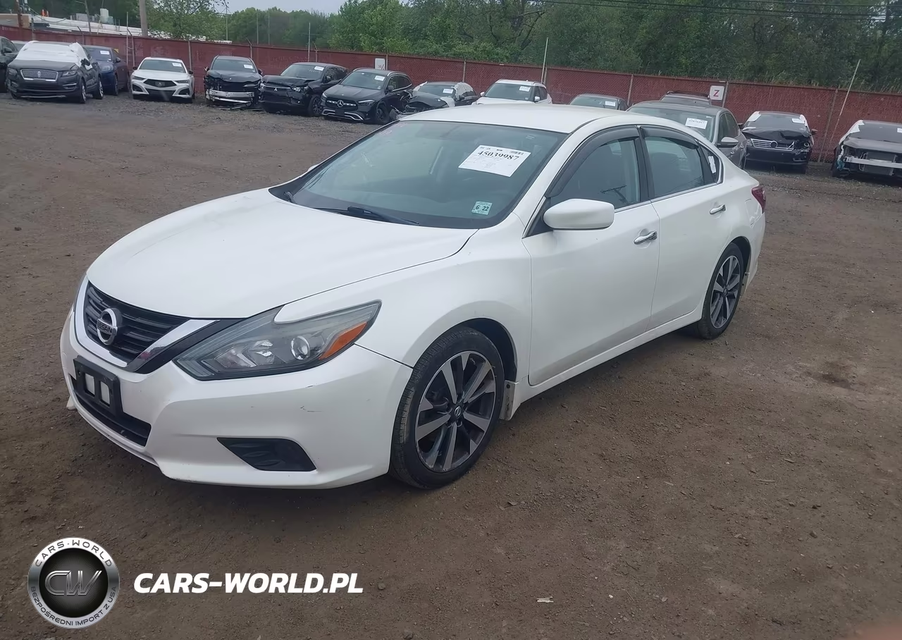 2017 Nissan Altima 2.5 Sr VIN:1N4AL3AP4HC265724 - 2