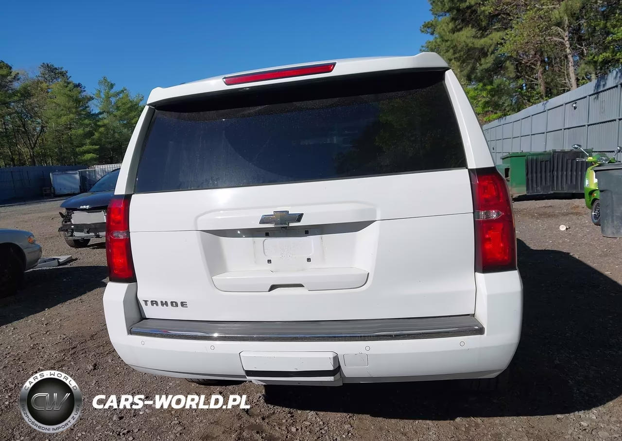 2015 Chevrolet Tahoe Ltz VIN:1GNSKCKC2FR746490 - 16