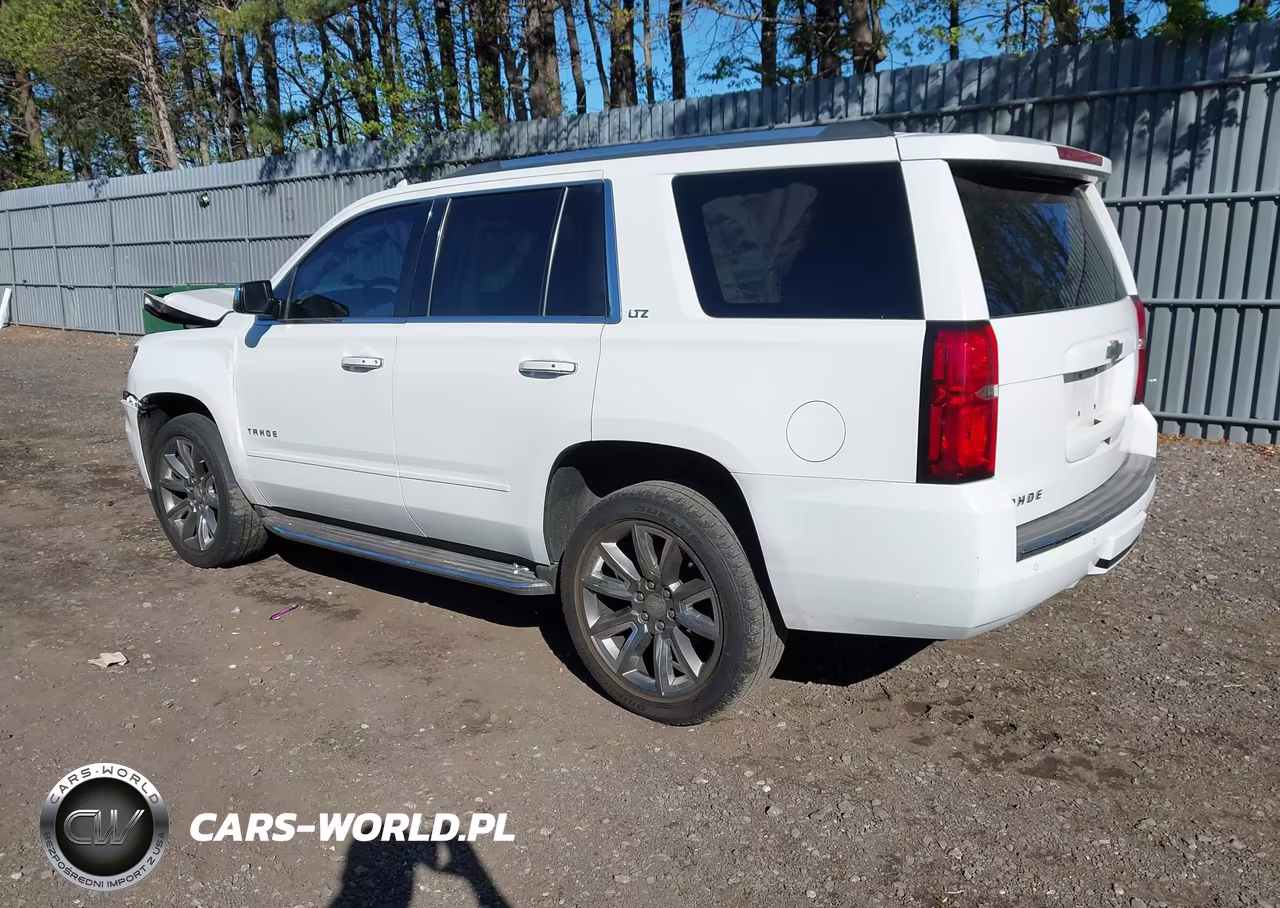 2015 Chevrolet Tahoe Ltz VIN:1GNSKCKC2FR746490 - 3