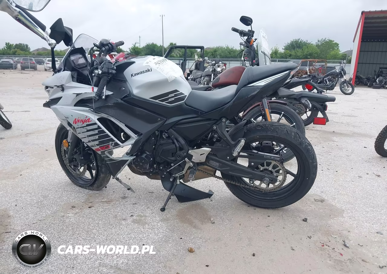 2026 Kawasaki Ex650 P VIN:ML5EXEP18TDAJ1867 - 13