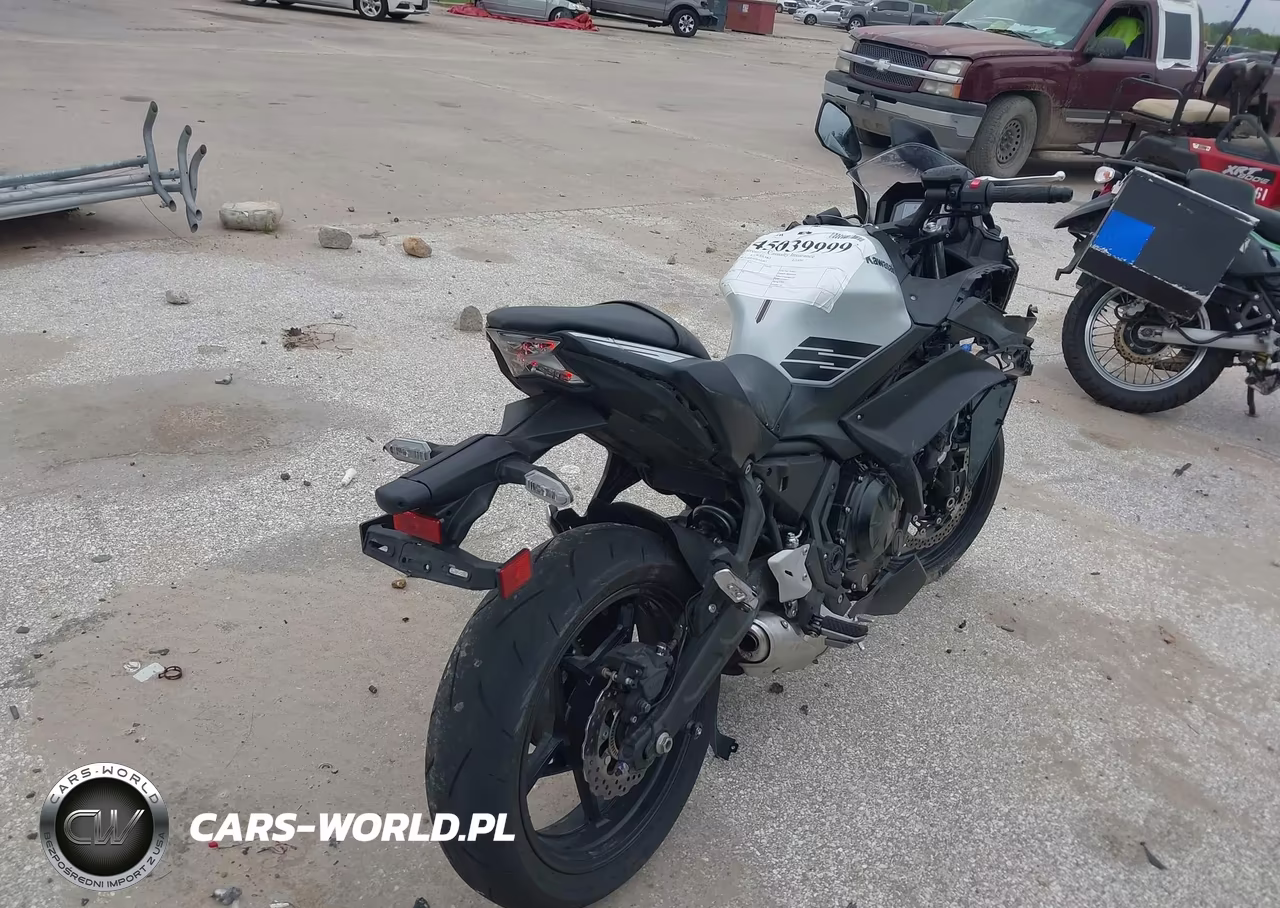 2026 Kawasaki Ex650 P VIN:ML5EXEP18TDAJ1867 - 4