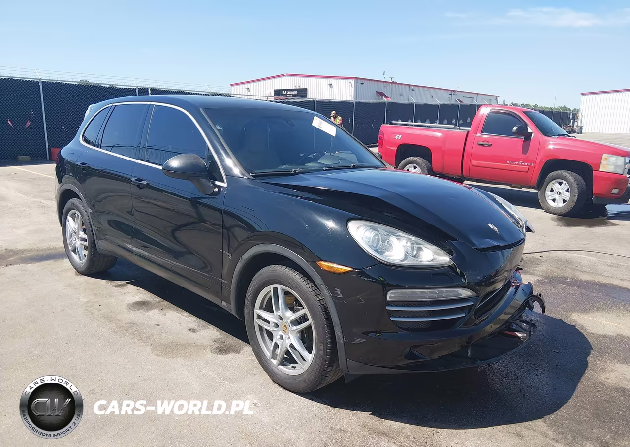 2014 Porsche Cayenne Platinum Edition