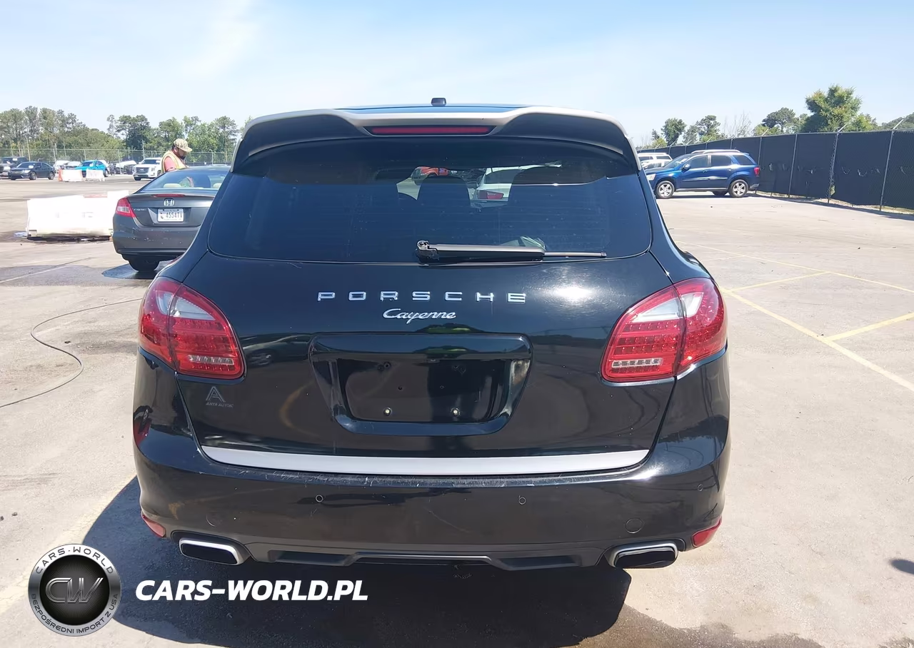 2014 Porsche Cayenne Platinum Edition VIN:WP1AA2A29ELA09880 - 16