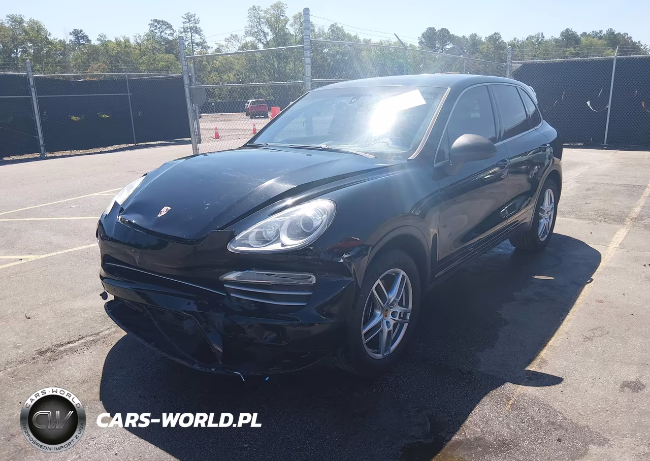 2014 Porsche Cayenne Platinum Edition VIN:WP1AA2A29ELA09880 - 2