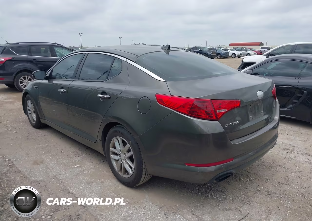 2013 Kia Optima Lx VIN:5XXGM4A75DG177220 - 3