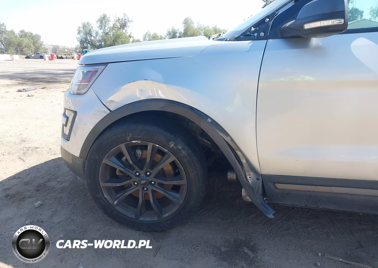 2017 Ford Explorer Xlt VIN:1FM5K7DH5HGD17179 - 18