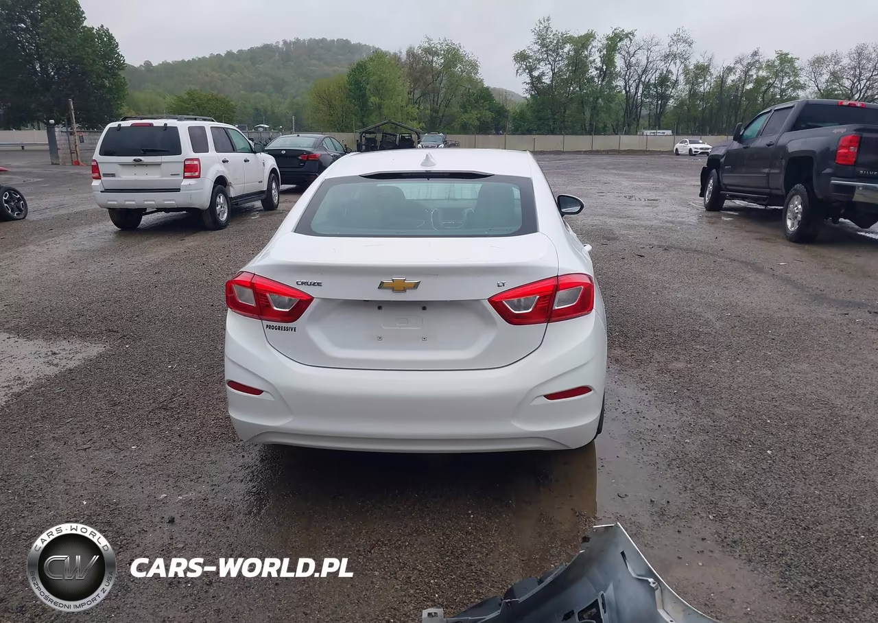 2017 Chevrolet Cruze Lt Auto VIN:1G1BE5SM0H7183256 - 17