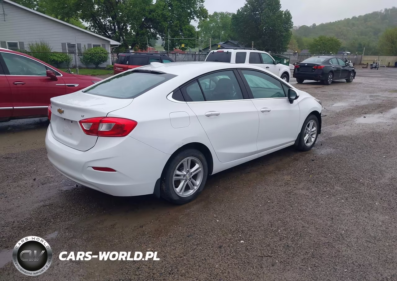 2017 Chevrolet Cruze Lt Auto VIN:1G1BE5SM0H7183256 - 4
