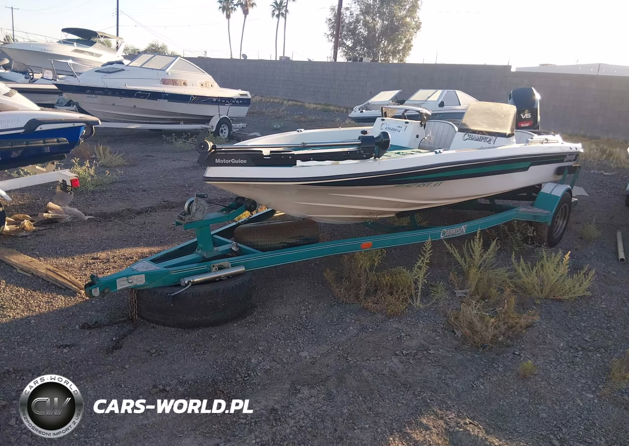 1993 Champion Boat And Trailer VIN:TSB19888C393 - 2