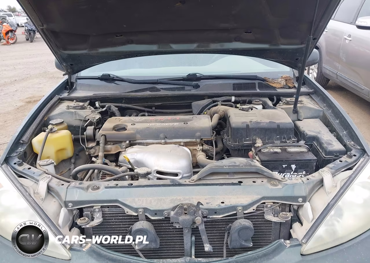 2003 Toyota Camry Le VIN:JTDBE32KX30161955 - 10