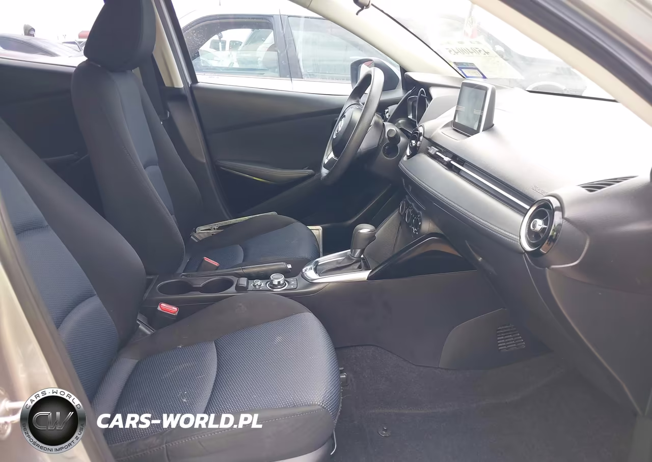 2016 Scion Ia VIN:3MYDLBZVXGY129187 - 5
