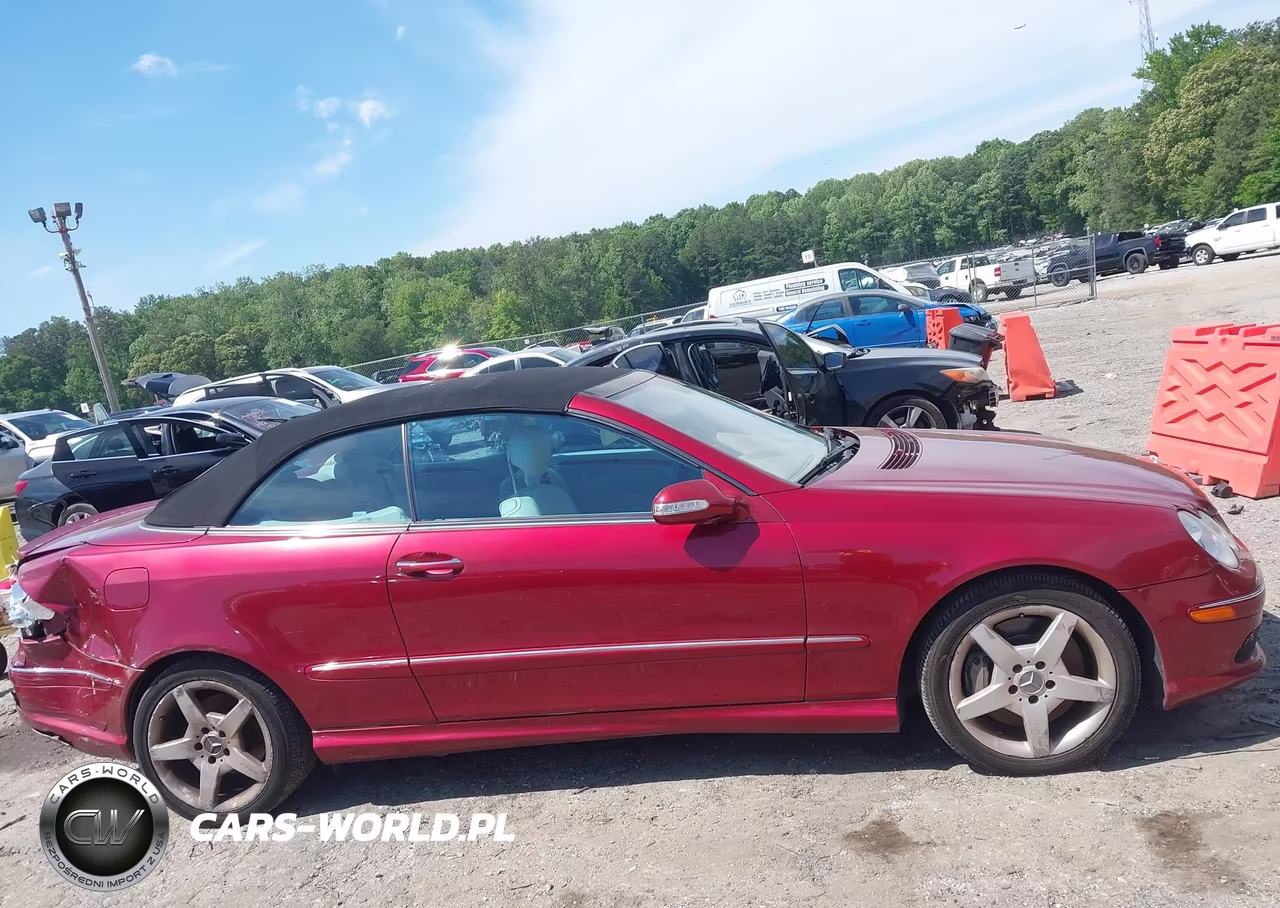 2005 Mercedes-Benz Clk 500 VIN:WDBTK75G85T040174 - 13